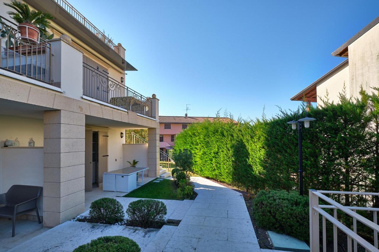 Apartmentsgarda - Corte Dei Molini Garda (Verona) Exterior foto