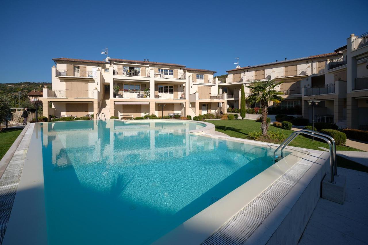 Apartmentsgarda - Corte Dei Molini Garda (Verona) Exterior foto