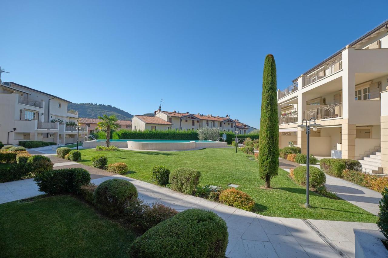 Apartmentsgarda - Corte Dei Molini Garda (Verona) Exterior foto