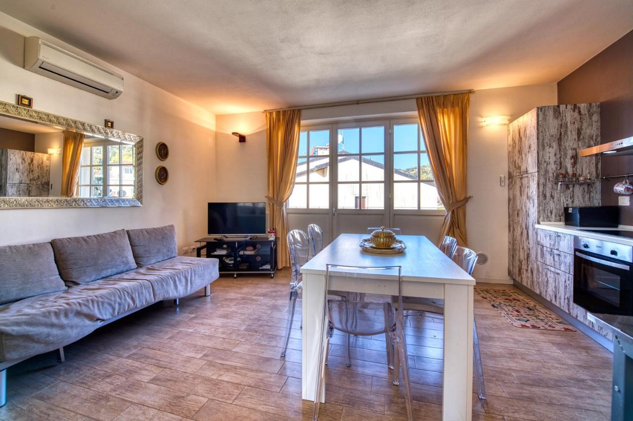 Apartmentsgarda - Corte Dei Molini Garda (Verona) Exterior foto