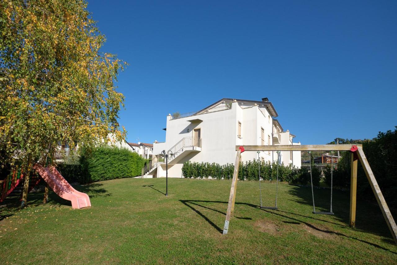 Apartmentsgarda - Corte Dei Molini Garda (Verona) Exterior foto