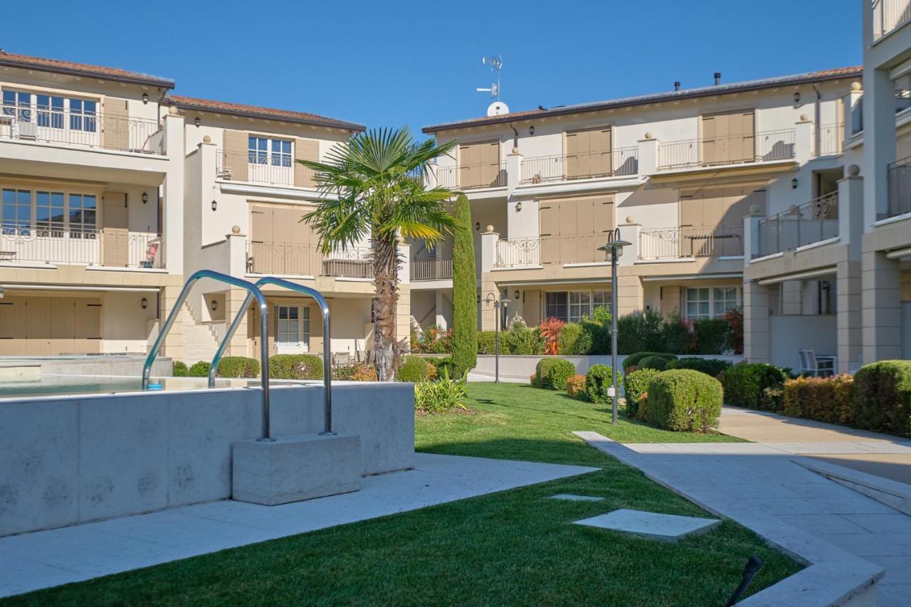 Apartmentsgarda - Corte Dei Molini Garda (Verona) Exterior foto