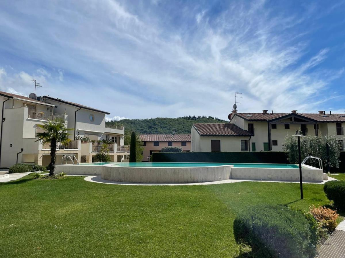 Apartmentsgarda - Corte Dei Molini Garda (Verona) Exterior foto
